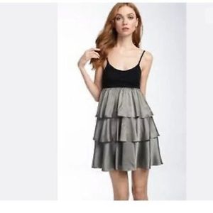 Theory Adedra Silk Tiered Mini Coctail  Party Dress M